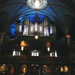 蒙特利尔圣母大教堂-蓝色穹顶之下的辉煌...