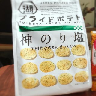 日本湖池屋薯片 神のりしお ～好香、好酥...