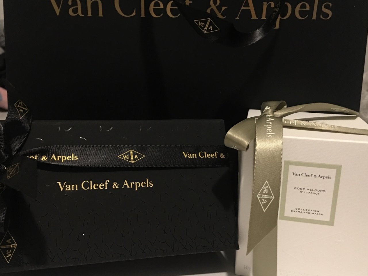 Van Cleef & Arpels 梵克雅宝,春天要粉粉哒,首饰