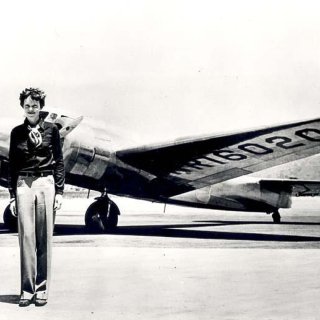 致敬Amelia Earhart - “...