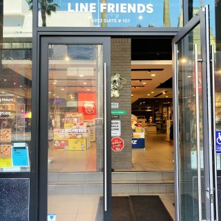 Line Friends Store好莱...