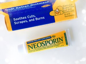 2⃣️1⃣️药箱必备神器 — Neosporin消炎抗菌药膏