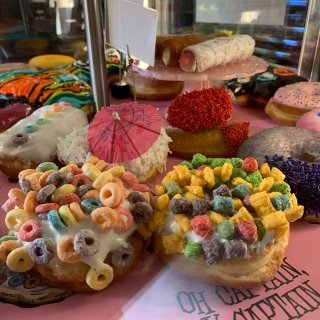 🌈挑战7 - Voodoo donuts...