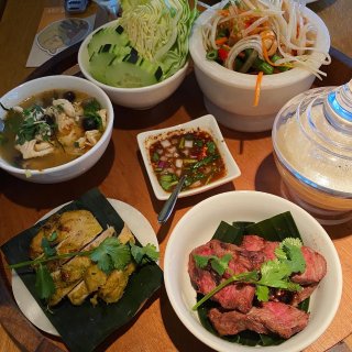 西雅图精致泰国菜Noi Thai开了新店...
