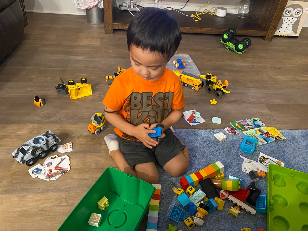 2岁+｜买玩具带盒，从小养成收玩具的好习...