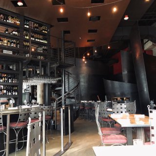 Purple Cafe and Wine Bar - 西雅图 - Bellevue