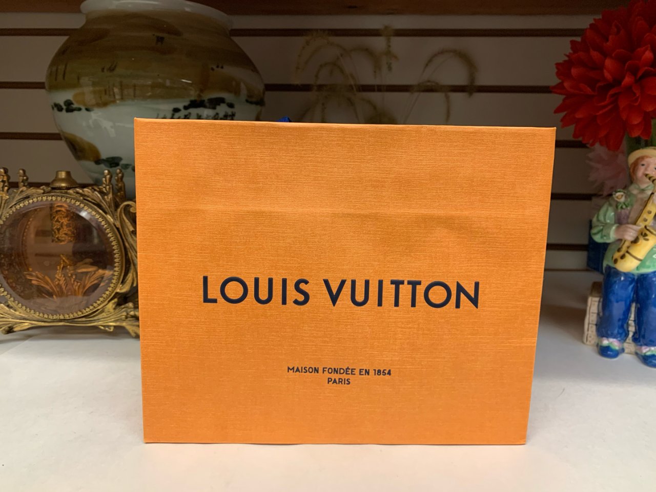 Louis Vuitton牛年小丝巾...