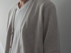 Uniqlo| 奶油色的针织衫 🥼