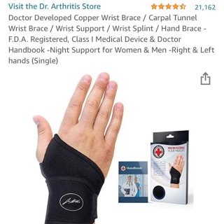 Amazon 亚马逊,Doctor Developed Copper Wrist Brace / Carpal Tunnel Wrist Brace / Wrist Support / Wrist Splint / Hand Brace -F.D.A. Registered, Class I Medical Device & Doctor Handbook -Night Support for Women & Men -Right & Left hands (Single): Health & Personal Care