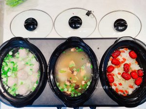美食攻略 | 慢炖锅版海鲜粥🦐+养生银耳红枣枸杞汤