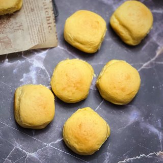 一次发酵｜软fufu的芒果小餐包...