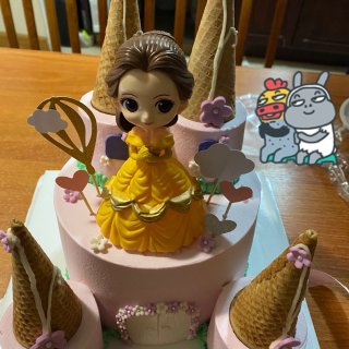 2021年吃的第一个蛋糕🎂祝老妹生日快乐...