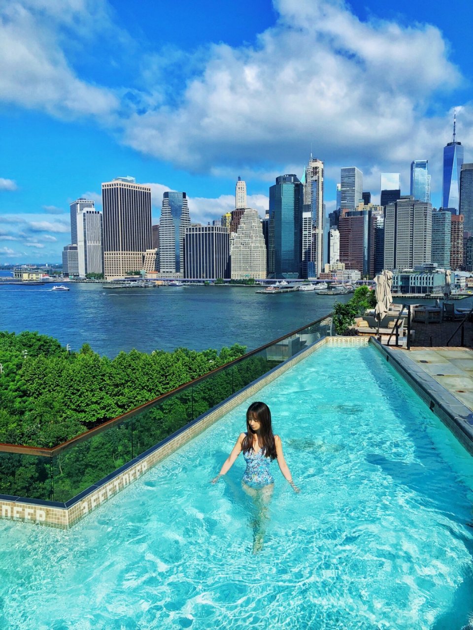曼哈顿天际线｜纽约最美海景无边空中泳池...