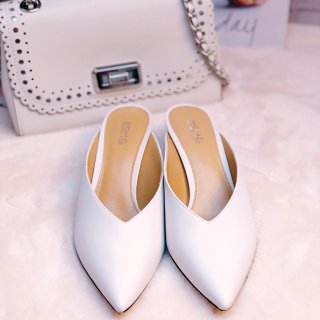 包包鞋子一个色/高贵典雅纯净白☁️☁️...