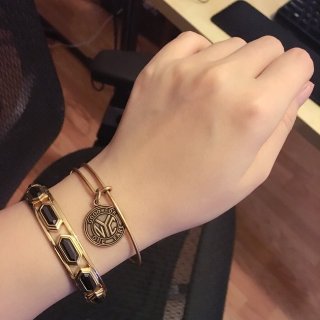 Juicy Couture 橘滋,Alex and Ani