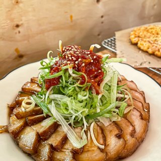 探店｜曼岛最好吃的韩式炸酱面📍Take ...