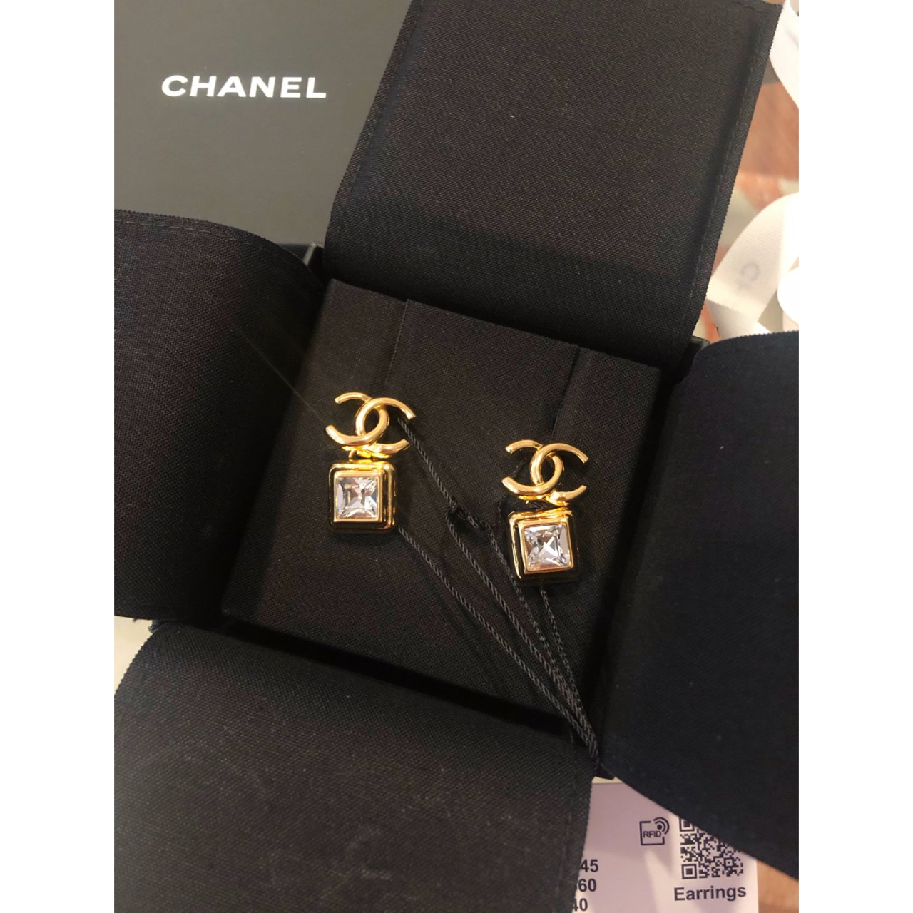 Chanel 香奈儿,450美元
