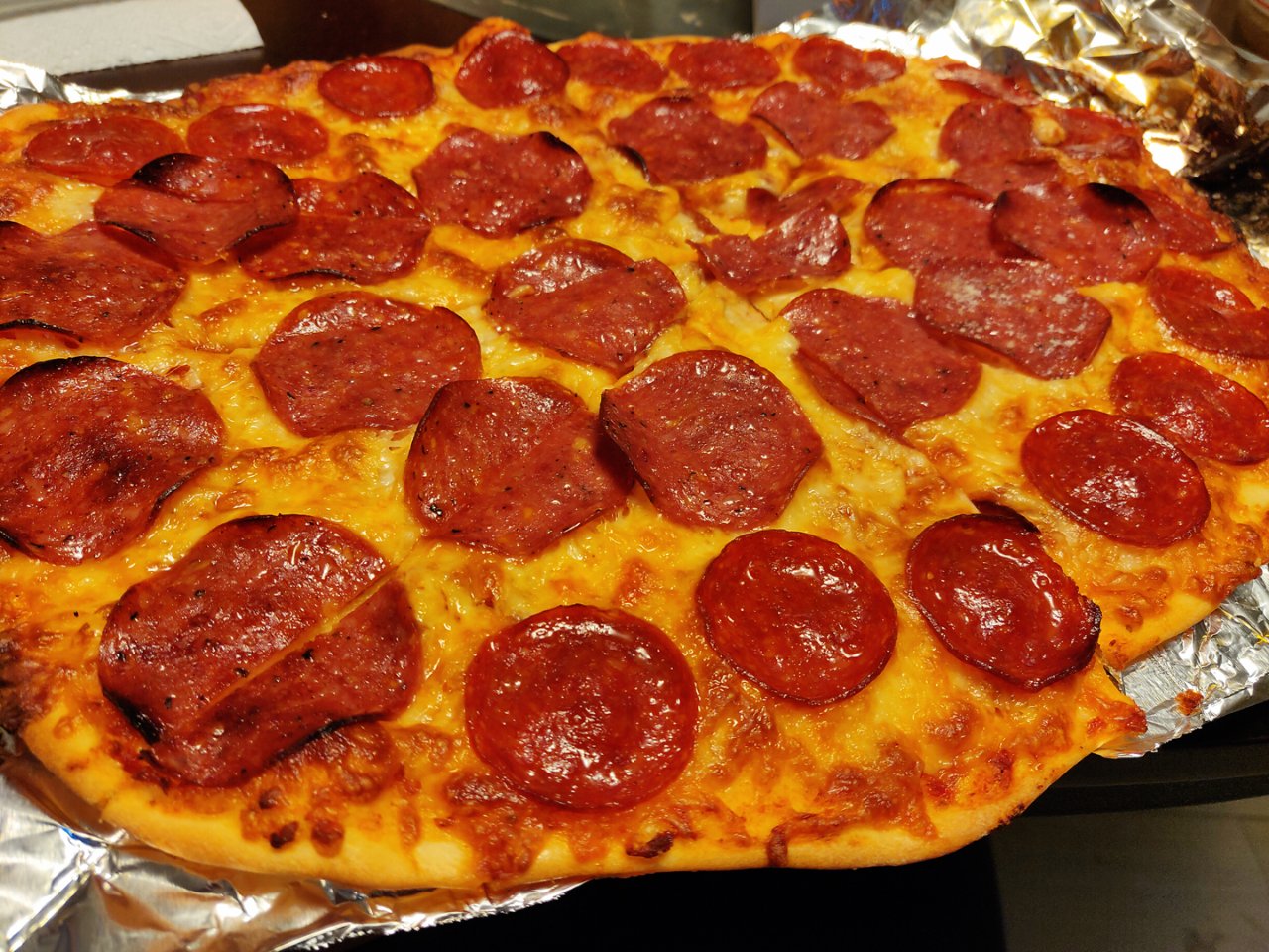 自制Pepperoni pizza ...