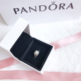 Pandora典雅大方的珍珠戒指...