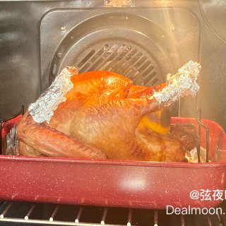 🦃️感恩节大餐序曲：火鸡已经上色了🥰用炒...