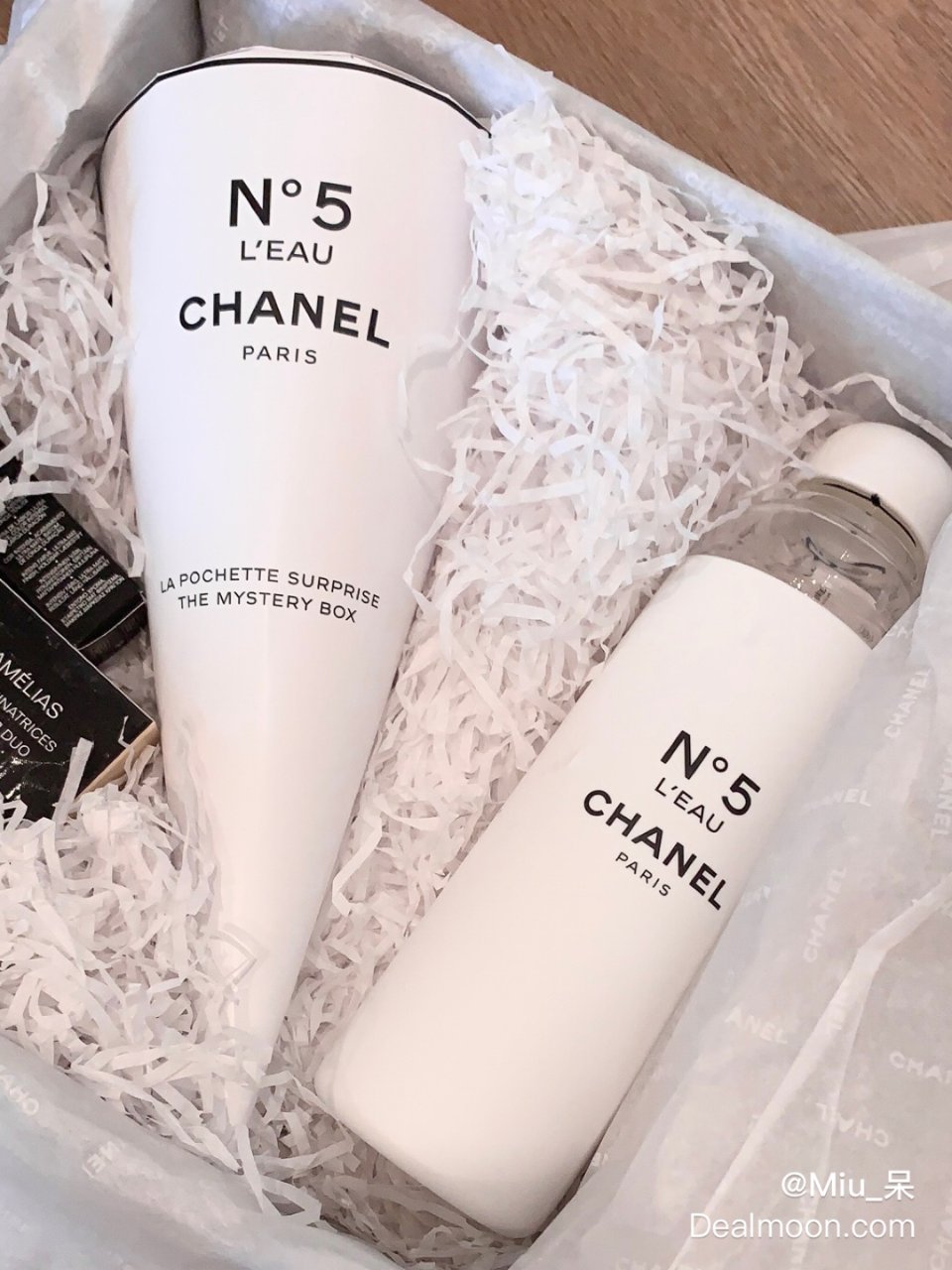 N°5 L’EAU Bottle – Factory 5 Collection. Limited Edition.<br> | CHANEL