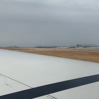 韩国仁川机场转机...