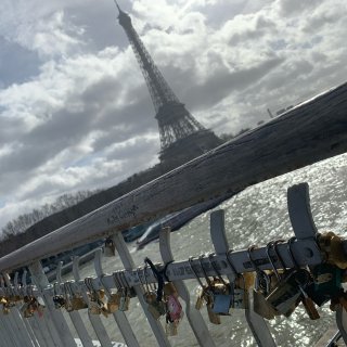 巴黎鐵塔🗼｜答應我一生還要再去一次 😍...