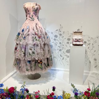 洛杉矶Dior popup｜超美花园展厅...