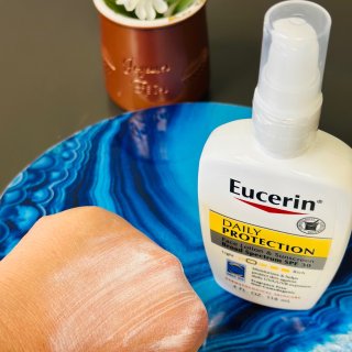 eucerin 平价好用的防晒面霜...