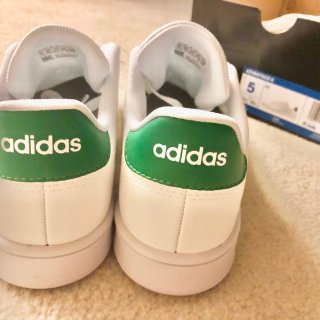 adidas 阿迪达斯