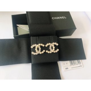 Chanel 香奈儿,450美元