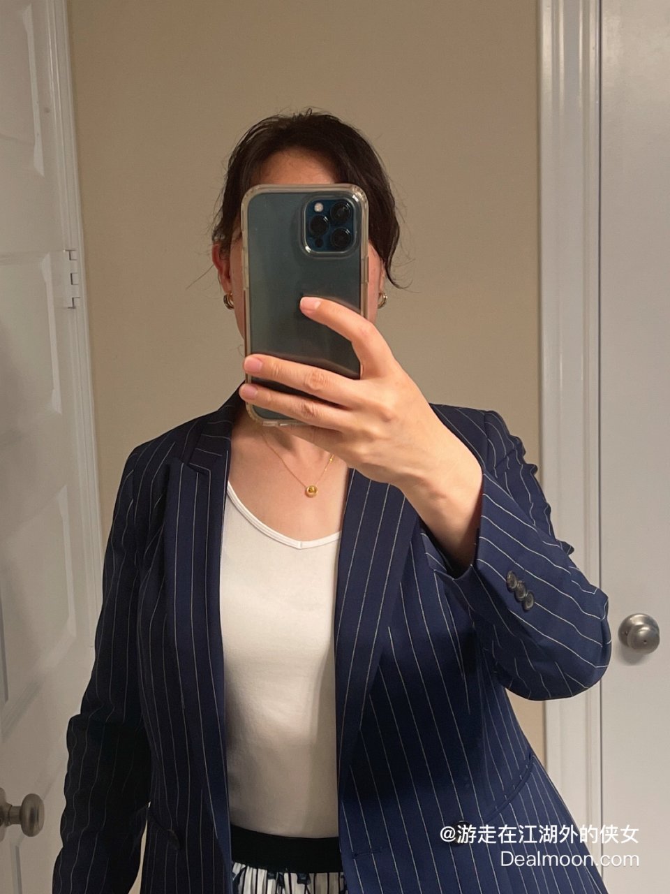 女生西装留念 四月通勤穿搭|西装+百褶裙❤️ | 社区时尚精选