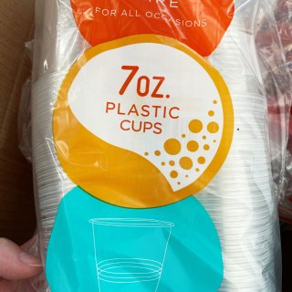 Amazon 塑胶杯