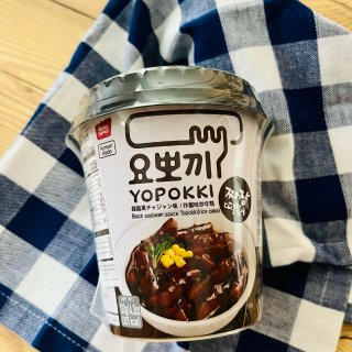 Yopokki炸酱味杯装炒年糕｜韩流来袭...