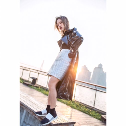 万物皆可Supreme？No 万物皆可Balmain 👏