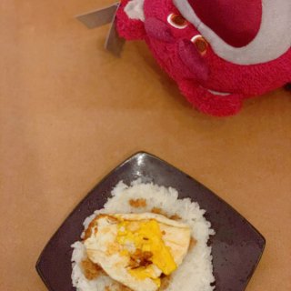电饭煲轻松自制·肉松荷包蛋粢饭团糯米饭团...