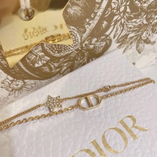 Dior 星星手链🌟...