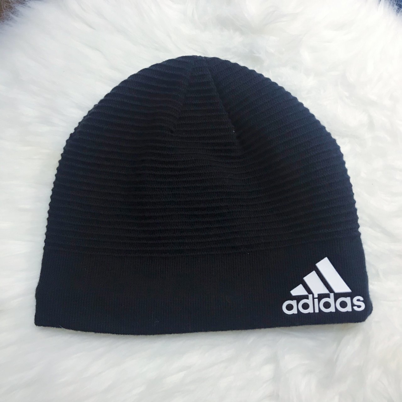 adidas 阿迪达斯