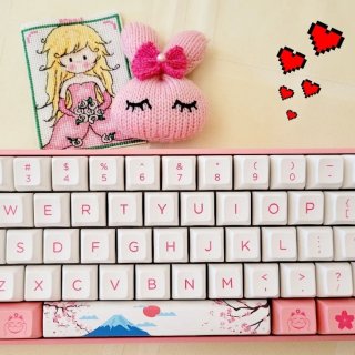 Akko粉色键盘🌸💖💖...