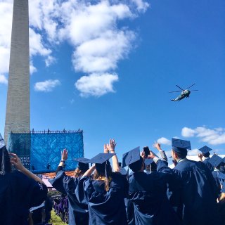 🎓华盛顿纪念碑下的毕业典礼，全世界GWU...