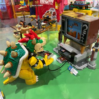Legoland～在打电动的库巴...