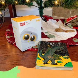 小朋友圣诞礼物 绘本读书机器人...