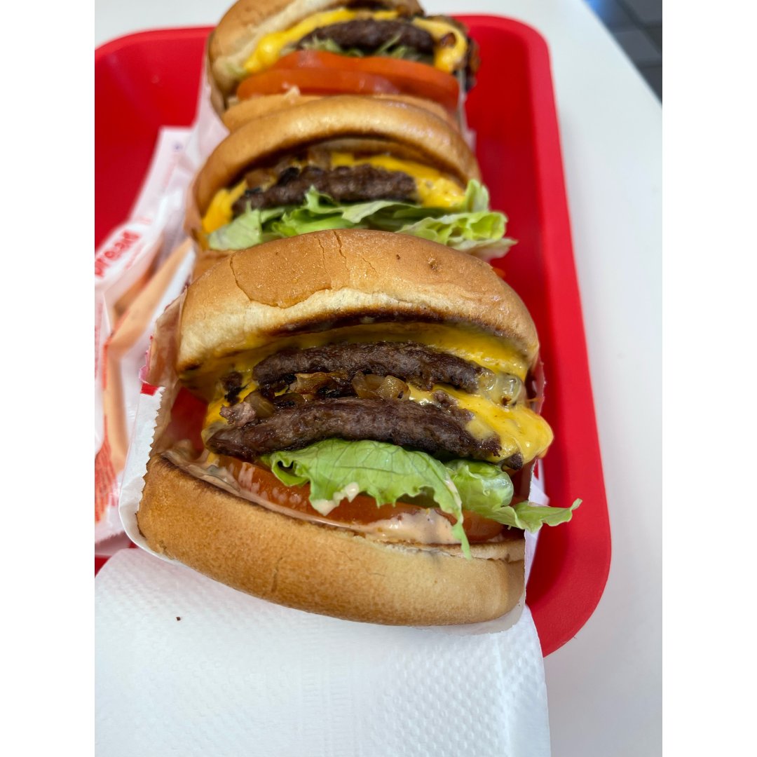IN-N-OUT BURGER,In-N-Out Burger