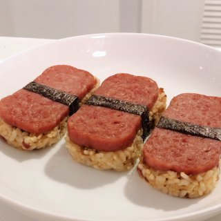 午餐肉寿司 spam musubi...