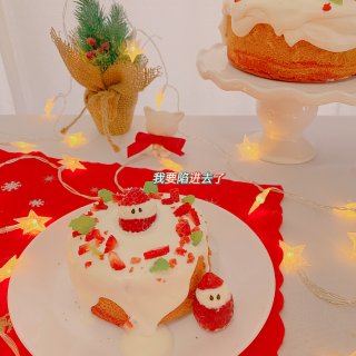圣诞红丝绒草莓双色蛋糕❄️...