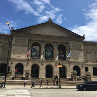 芝加哥艺术博物馆...