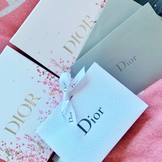 Dior官网送礼