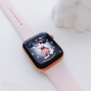 Apple Watch series 4...