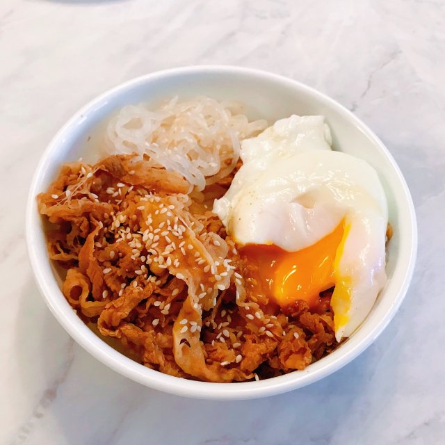 吉野家温泉蛋牛肉饭<br /> <...