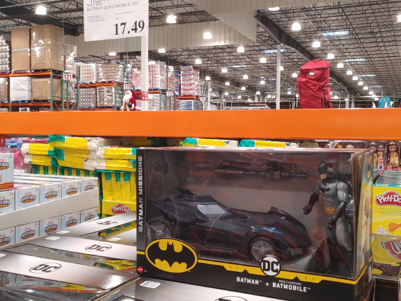 Costco 蝙蝠侠和蝙蝠车玩具...